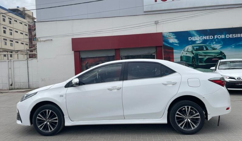 IMMACULATE CONDITION, TOYOTA COROLLA ALTIS GRANDE 1.8 A/T , MODEL 2019, 42,000KM DRIVEN ONLY, T SURE WARRANTY FOR 6 MONTHS OR 10,000KM ENGINE AND TRANSMISSION ONLY. full
