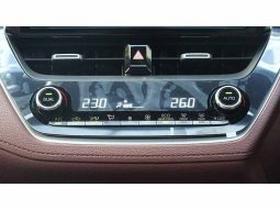 
										Toyota Corolla Cross full									