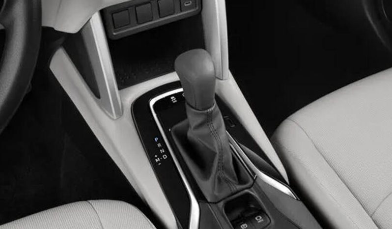 
								Toyota Corolla Cross full									
